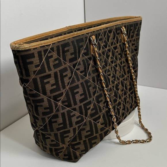 💯Authentic Fendi Brown Zucca Quilted Nylon Large Roll Tote🍀 - Picture 10 of 17